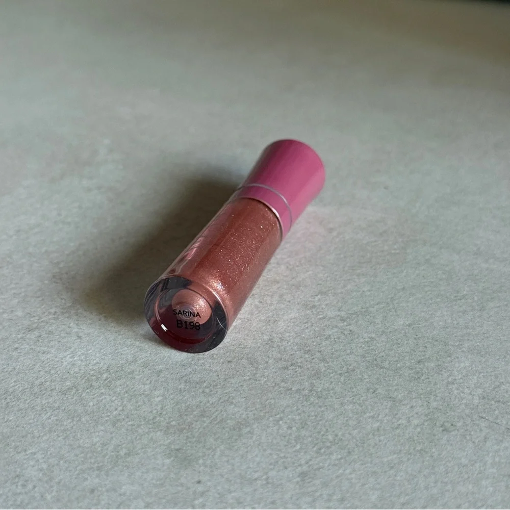 Buxom Full-On Plumping Lip Polish Gloss in Sarina – Shimmering Nude Rose